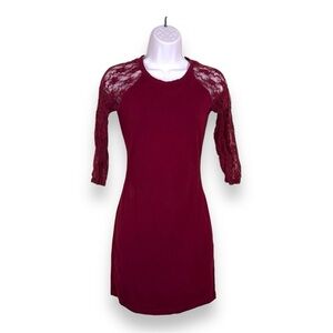 SMALL JUNIORS EXPRESS BURGUNDY RED BODYCON DRESS LACE ACCENT STRETCH